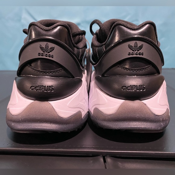 ADIDAS OZNOVA WOMENS 5.5 YOUTH 3.5 BLACK AND WHITE SOLD OUT COLOR @ ADIDAS - Picture 5 of 6